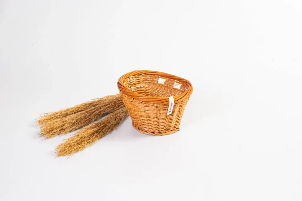 Handwoven Willow Wicker Bicycle Basket-Rustic Charm for Everyday Ride